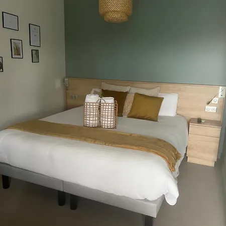 Daire Privatisee L'ermitage Vue Sur La Mayenne